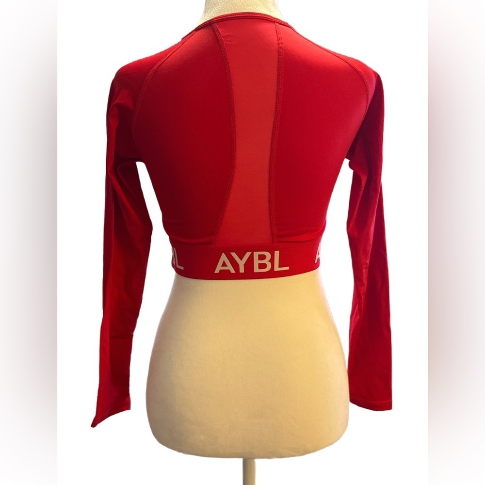 AYBL Cropped Long Sleeve Mesh Panel Top Small Red NWOT - Picture 3 of 4
